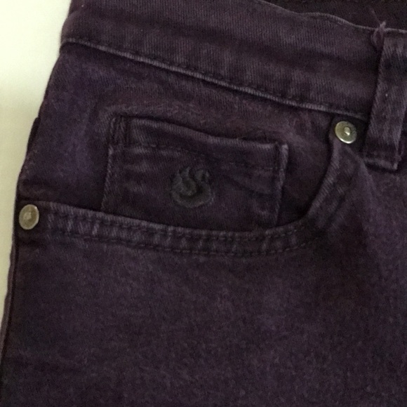 GLORIA VANDERBILT High Rise Straight Leg Mom Jeans—Size—Missy 10Short - Picture 6 of 11